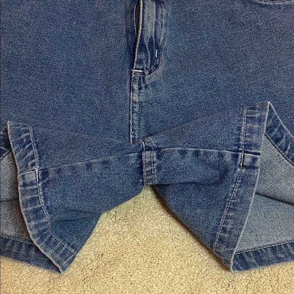 Vintage Disney Denim Shorts with Embroidered Pooh and Piglet - Picture 4 of 13